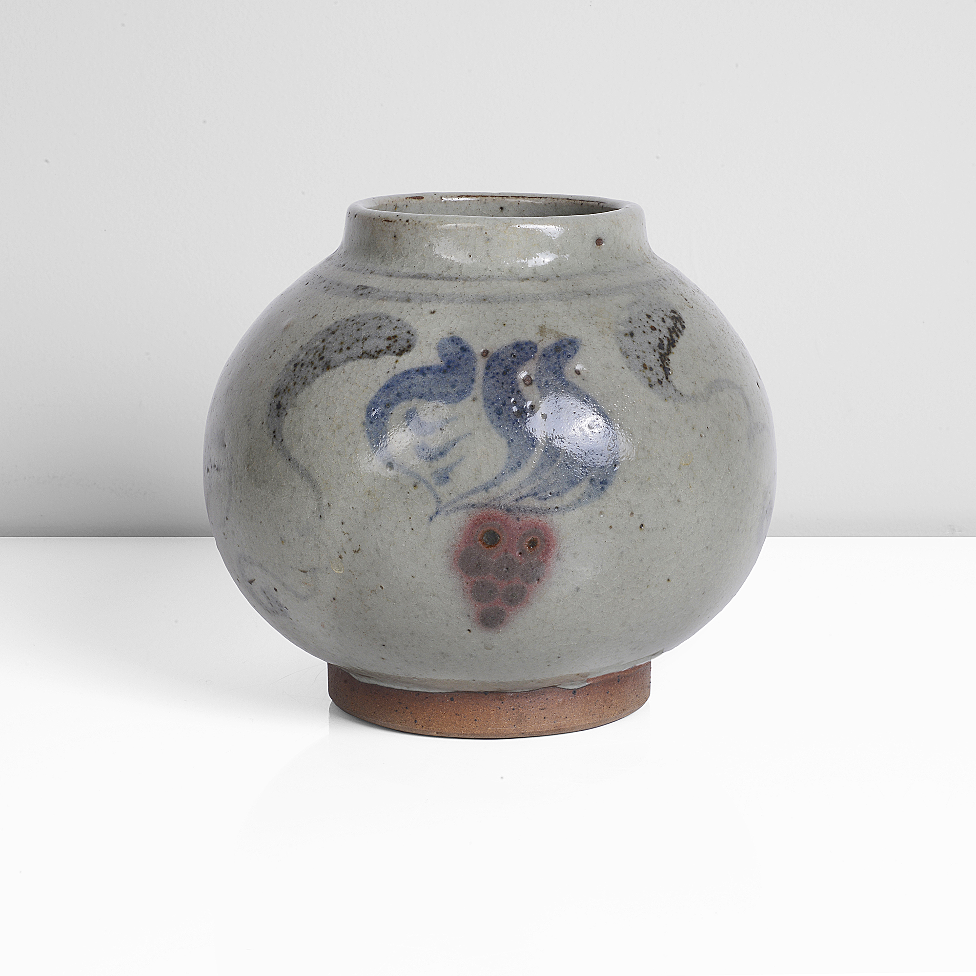 A stoneware globular pot made by Bernard Leach in circa 1924 sold at auction by Maak