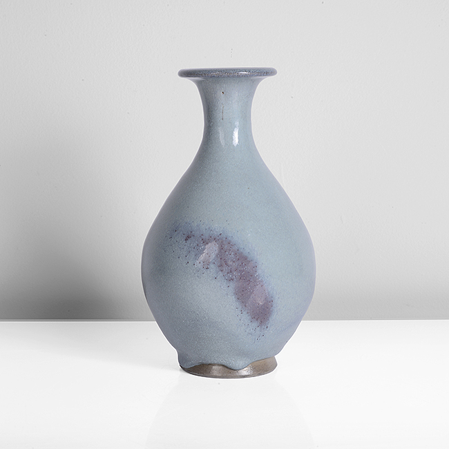 A blue chun glaze stoneware vase made by Charles Vyse in 1931 sold at auction by Maak